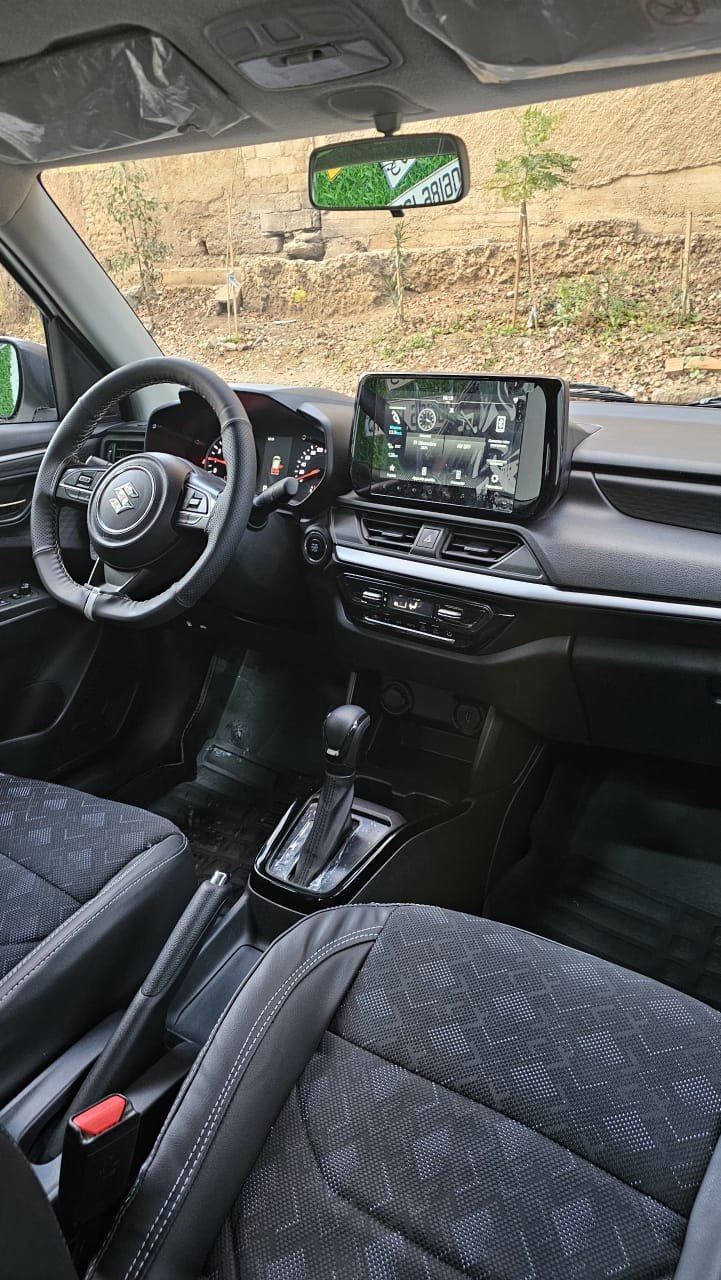 Suzuki Swift 2025 2 Suzuki Swift 2025 en location de voiture à Sétif chez 2AY